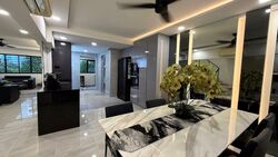 Blk 857 Tampines Parkview (Tampines), HDB Executive #571825541